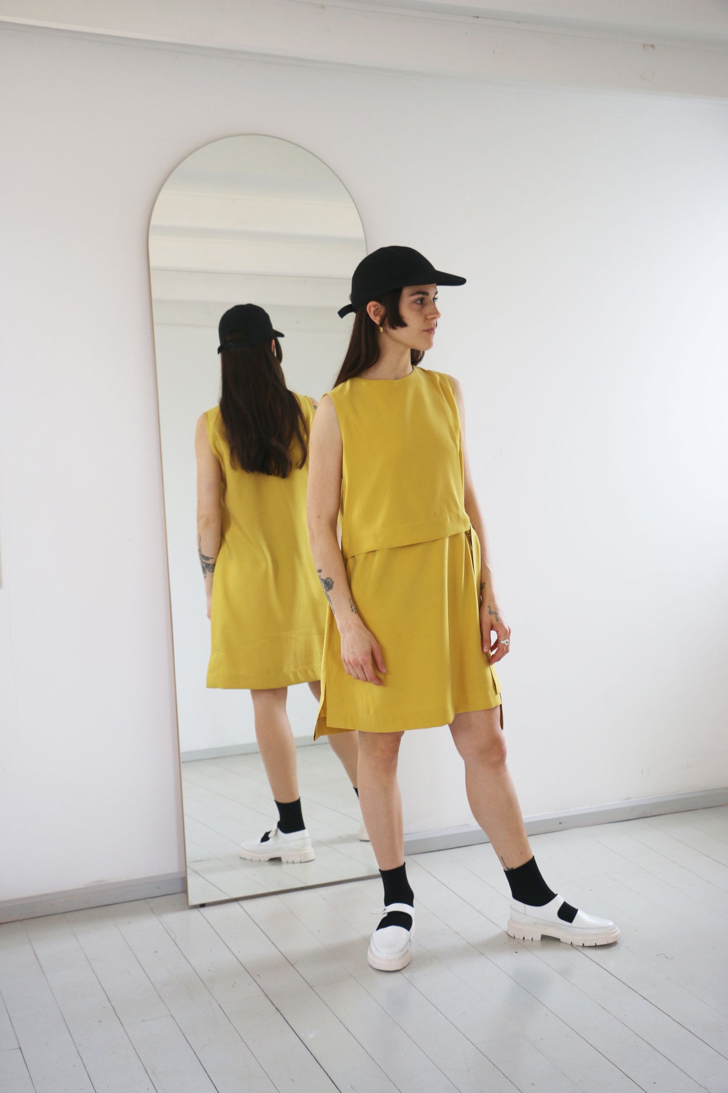 VESTIDO THAI CUPRO AMARILLO