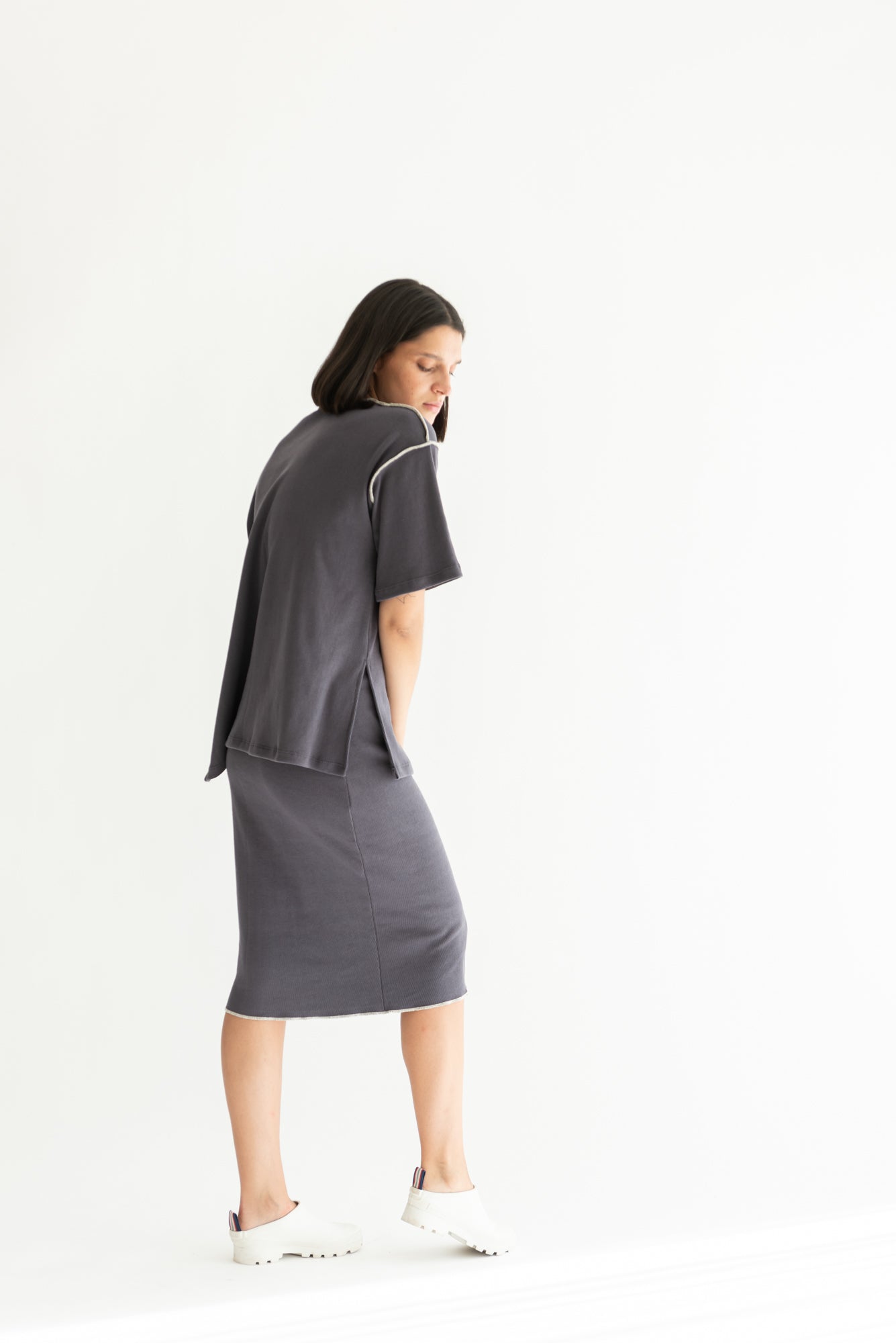 POLERA MAXI PUÑO GRIS PIEDRA