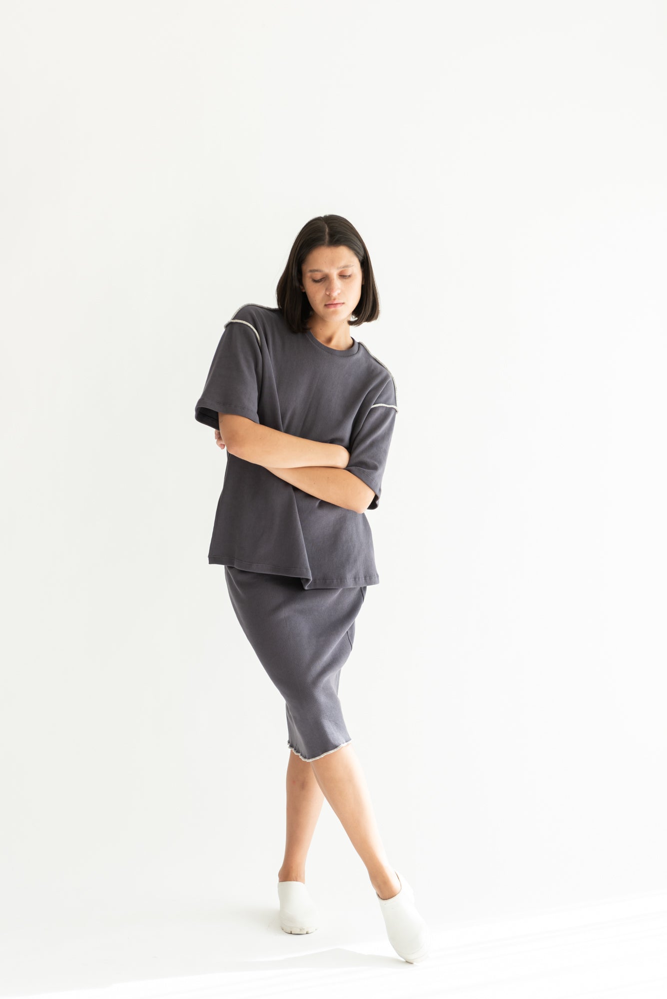 POLERA MAXI PUÑO GRIS PIEDRA