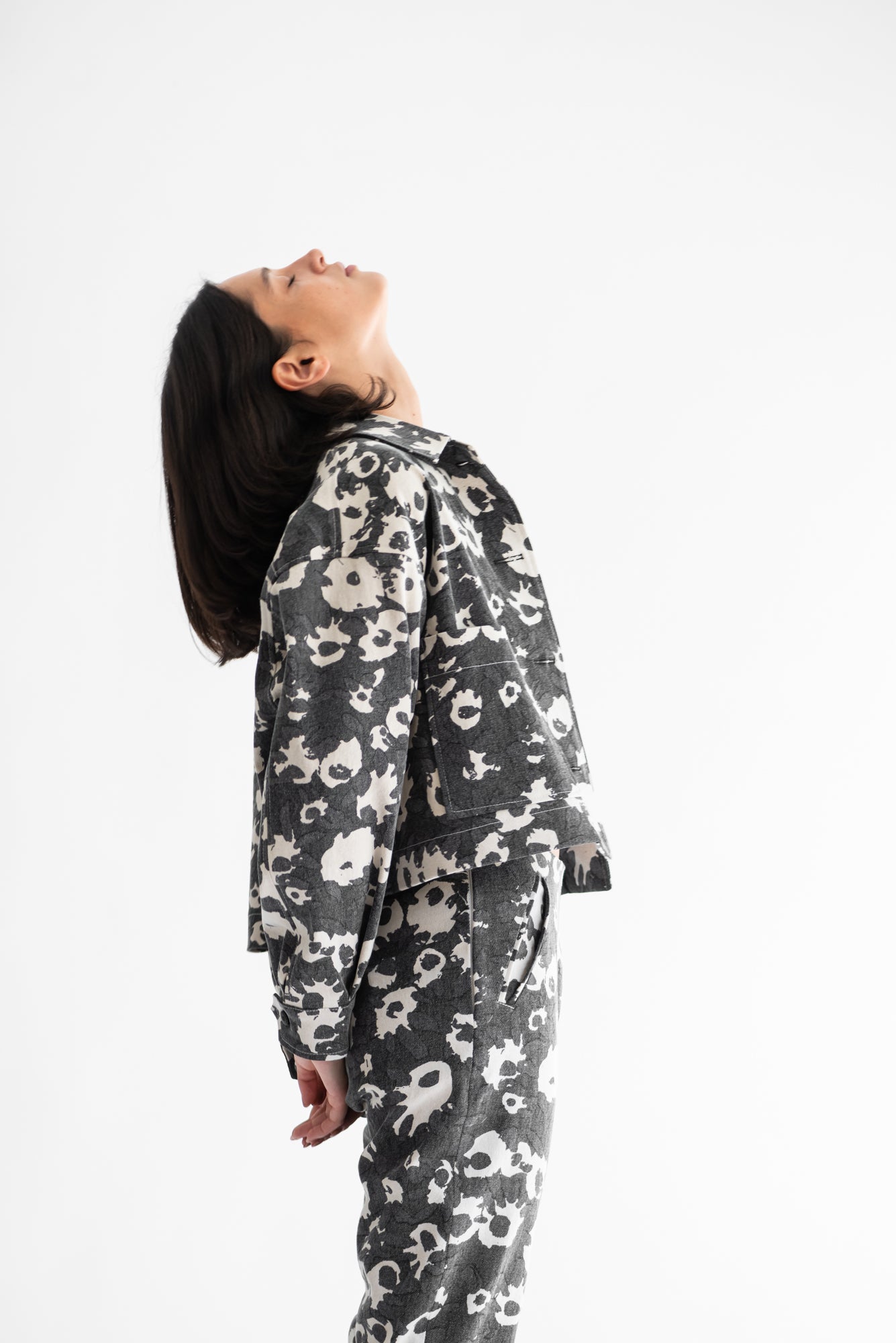 CHAQUETA OMI MESCLILLA ESTAMPADA