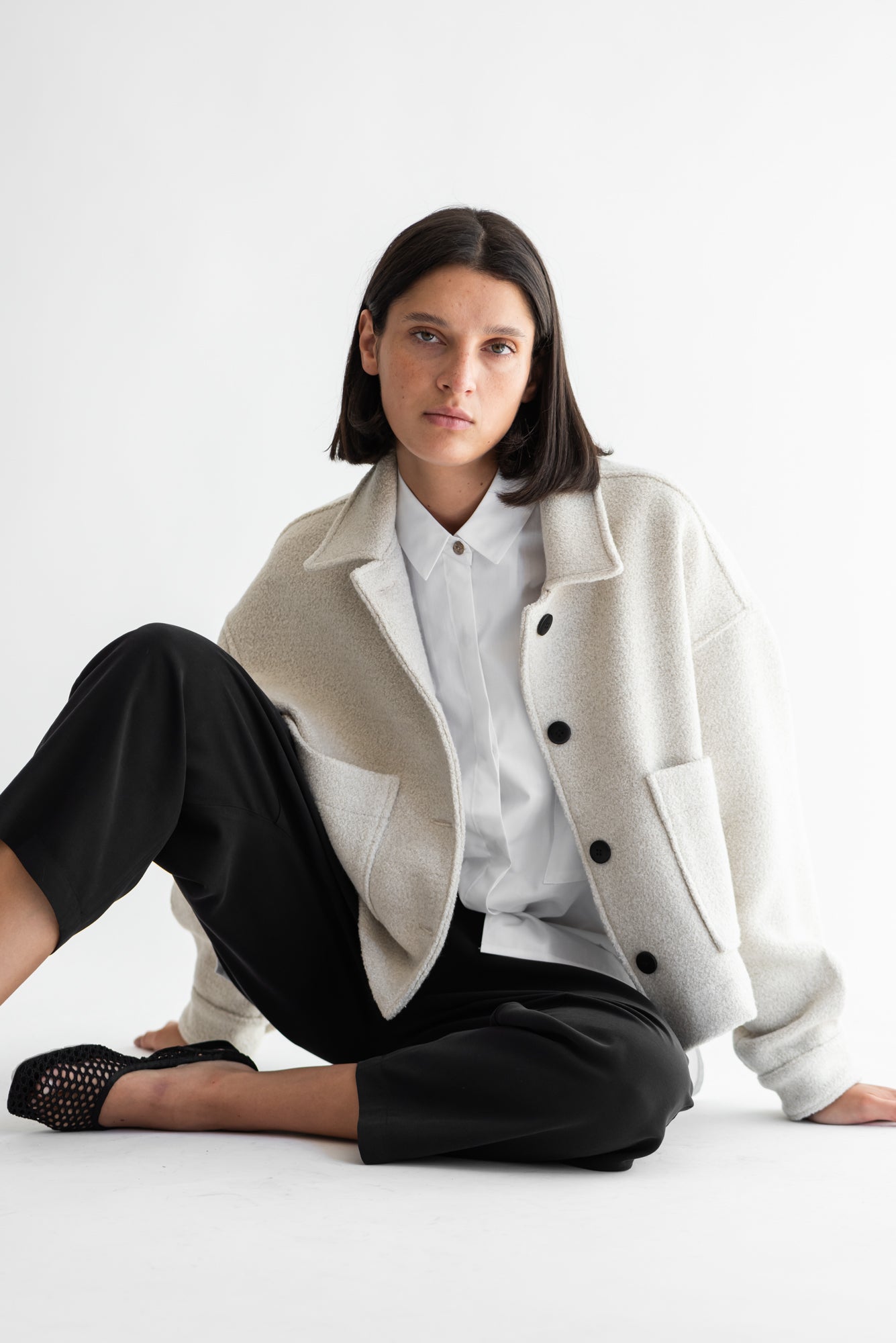 CHAQUETA OMI LANA BUCLÉ BEIGE