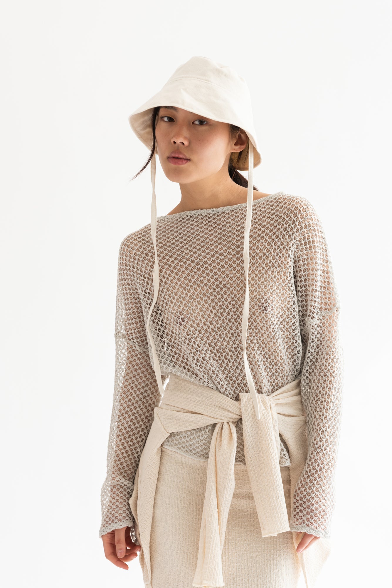 POLERA LIA ENCAJE BLANCO PERLA