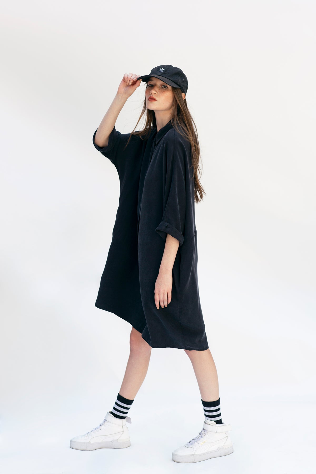VESTIDO OMI TENCEL NEGRO