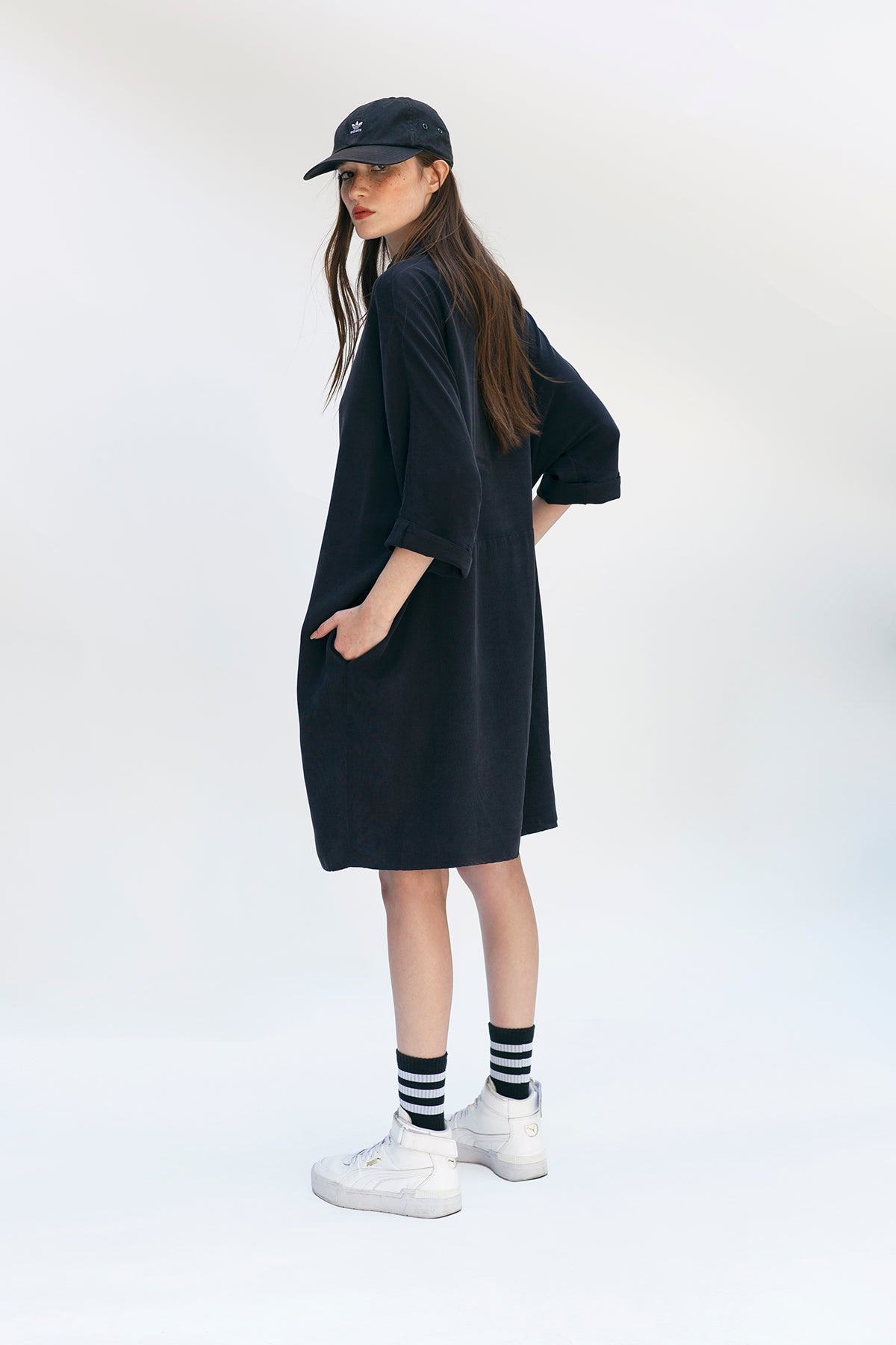 VESTIDO OMI TENCEL NEGRO