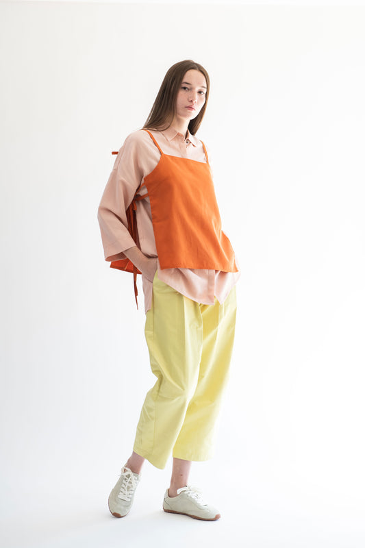 PANTALON ROMBO GABARDINA LIMON