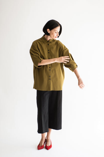 CAMISA 3/4 GABARDINA OLIVA