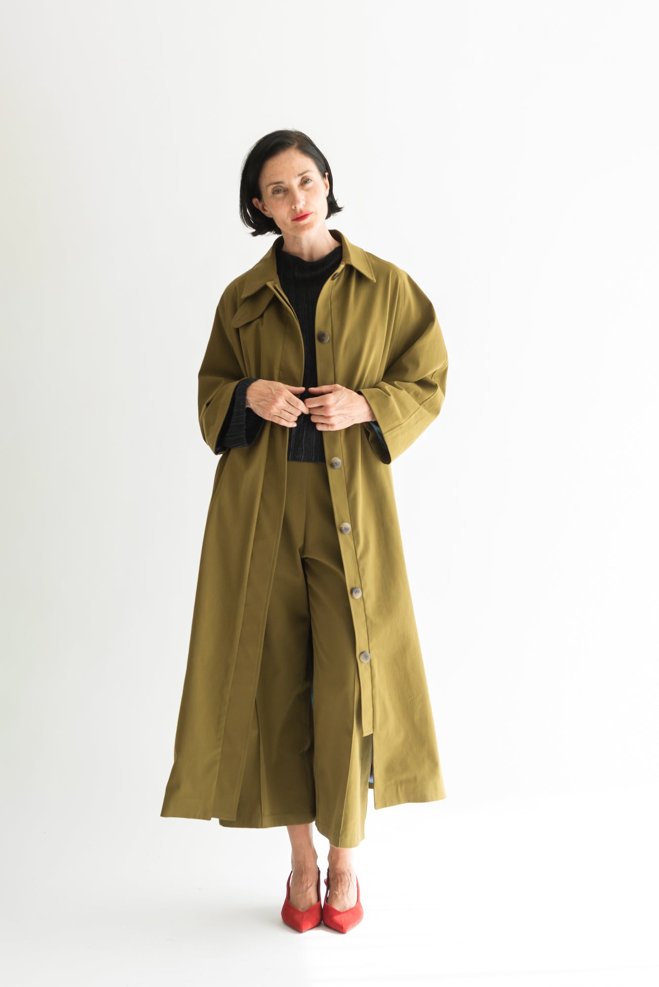ABRIGO RAGLAN GABARDINA OLIVA